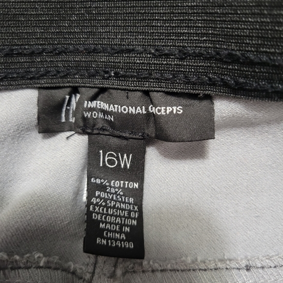 INC NWOT faded gray jegging size 16W - Picture 2 of 3
